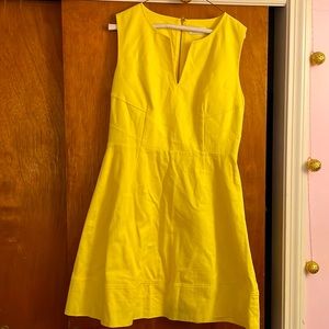 Vineyard Vines buttercup dress